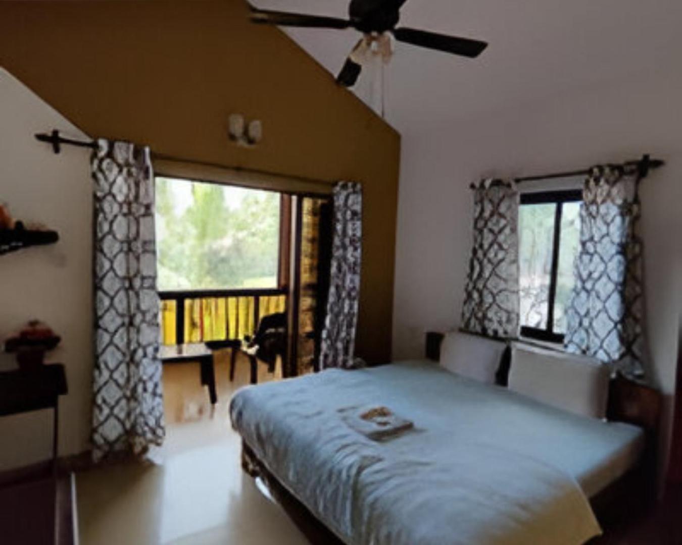 Ronne'S 2Bhk Lagoon Apartment -Calangute Ngoại thất bức ảnh