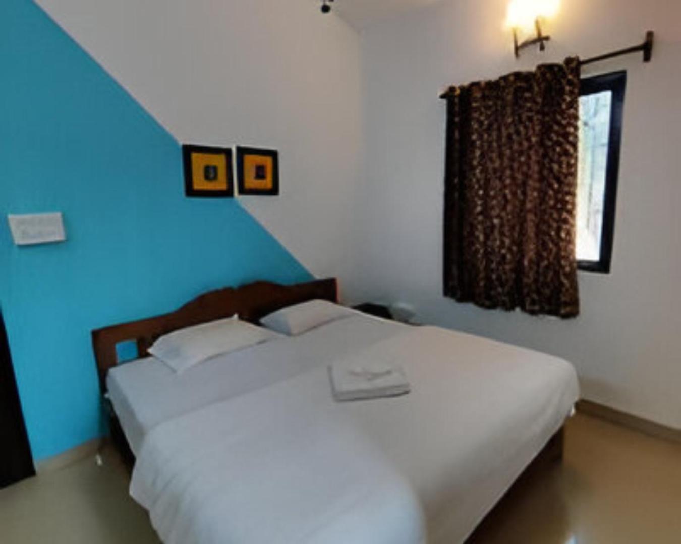 Ronne'S 2Bhk Lagoon Apartment -Calangute Ngoại thất bức ảnh